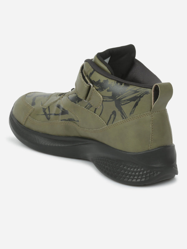 Men's Olive Texture Print Sneakers IX7132